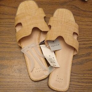 Sandals Size 10